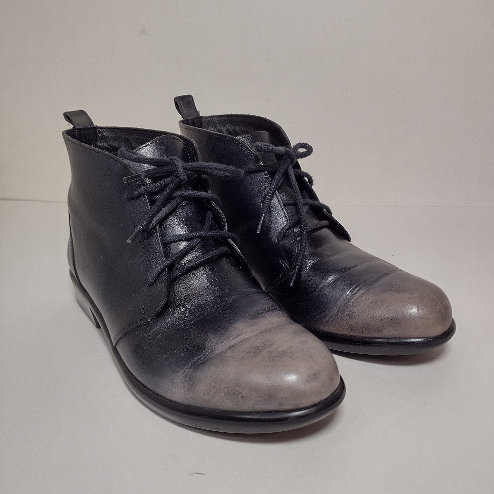 Naot Women's Black Leather Chukka Boots with Gray-Toned Toes Size (37)